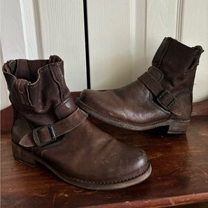 Frye Vicky Harness Boot